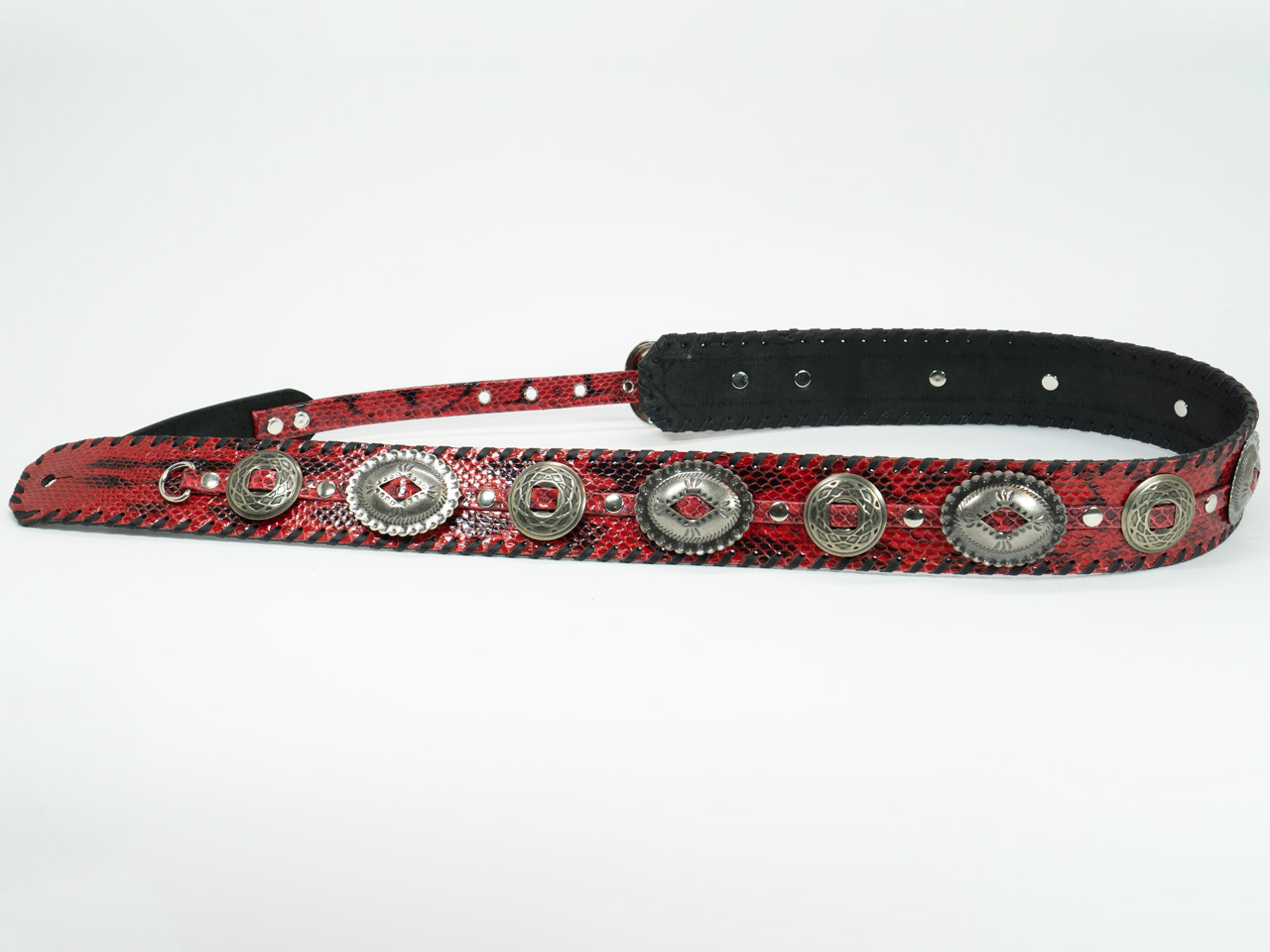 dru whitefeather Q red small large concho